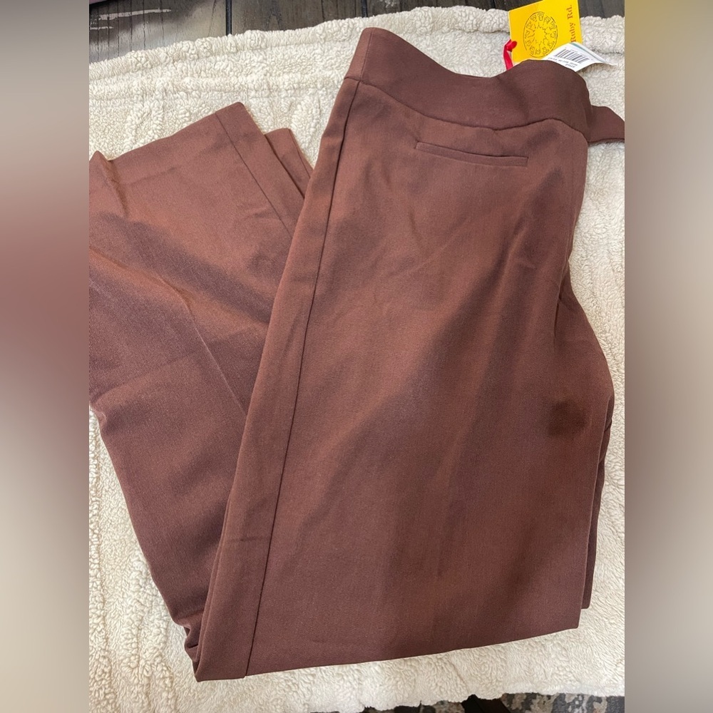 Woman’s Ruby Rd slacks